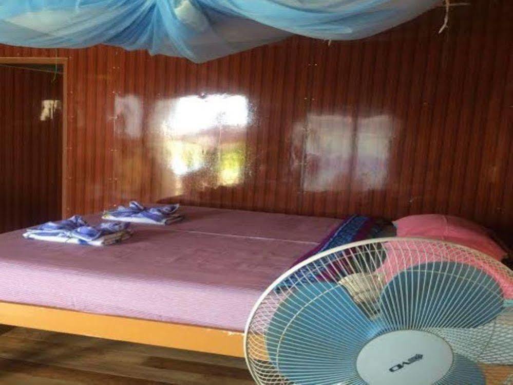 Forest Home Resort Ngwesaung Buitenkant foto